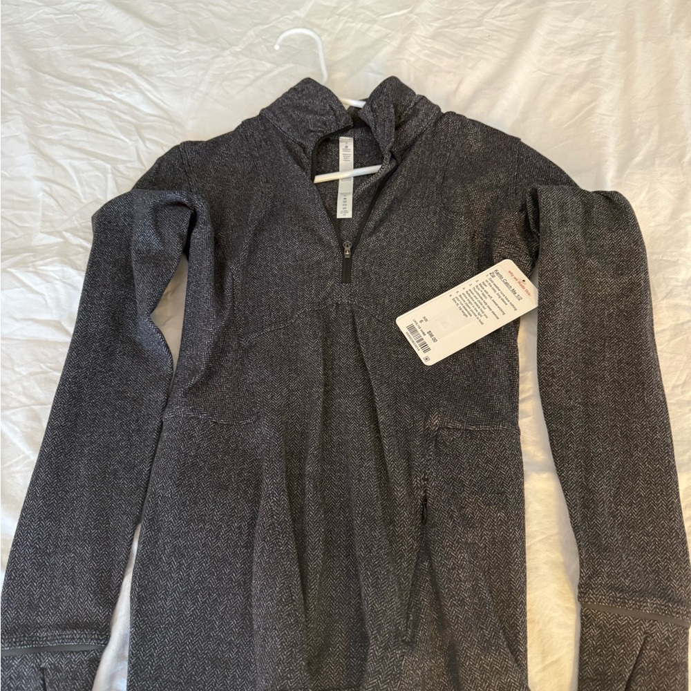 Lululemon Athletica Gray 1/2 Zip Top - Picture 7 of 9
